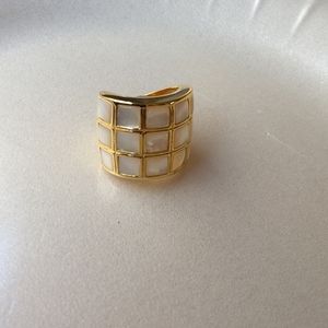 Mother of pearl ring size 8